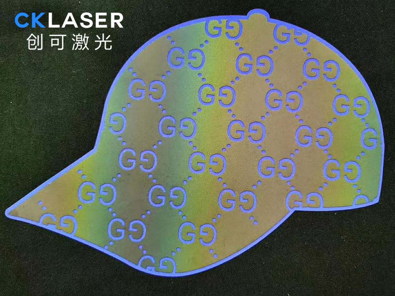 超快激光打標機可滿(mǎn)足刻字膜0.4mm小字符雕刻，切割