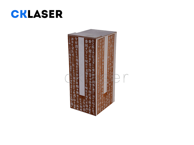 超級激光打標機雕刻木制品，入木三分，形象生動(dòng)