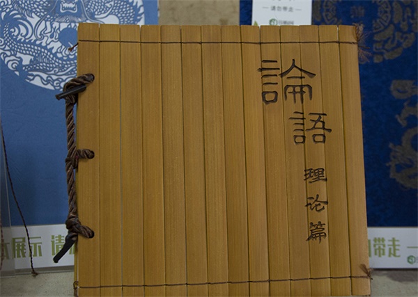 若想在木板木頭上刻畫(huà) 刻字速度快，就得用超級CO2激光打標機