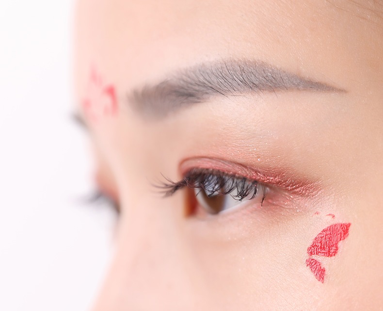 激光創(chuàng  )意臉貼，與國旗合影如此簡(jiǎn)單